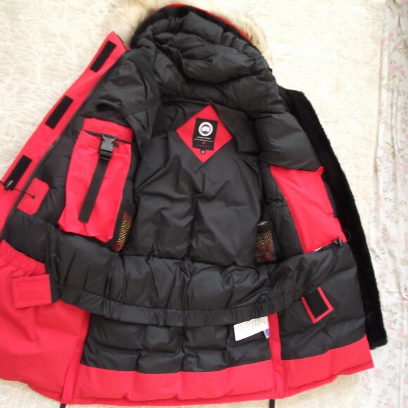 Ladies Canada Goose Snow Mantra Parka - Picture 6 of 6
